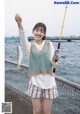 Mirei Sasaki 佐々木美玲, Shonen Sunday 2022 No.49 (週刊少年サンデー 2022年49号) P7 No.1533cc
